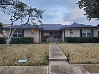 7422-7424 Walling Lane, Dallas, TX 75231
