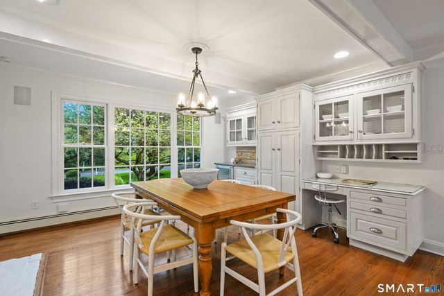 3 Hedgerow Common, Weston, CT 06883