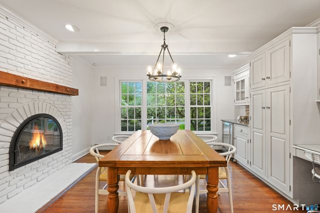 3 Hedgerow Common, Weston, CT 06883