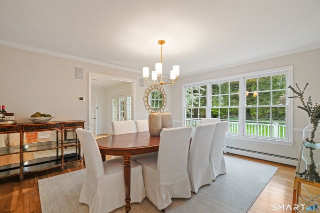 3 Hedgerow Common, Weston, CT 06883
