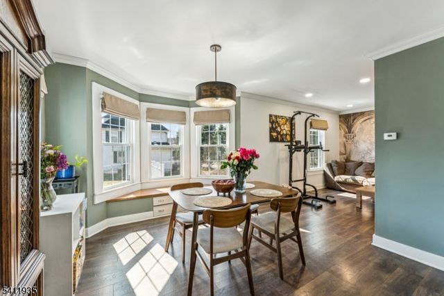 64 Hillcrest Rd, Watchung Boro, NJ 07069