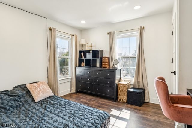 64 Hillcrest Rd, Watchung Boro, NJ 07069