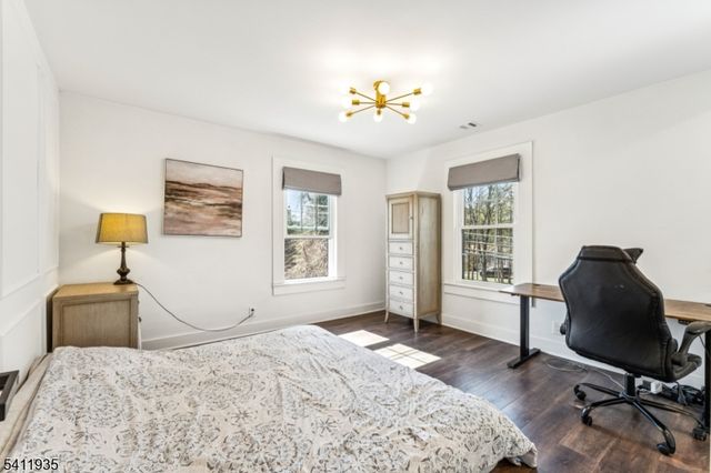 64 Hillcrest Rd, Watchung Boro, NJ 07069