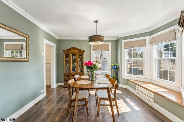 64 Hillcrest Rd, Watchung Boro, NJ 07069