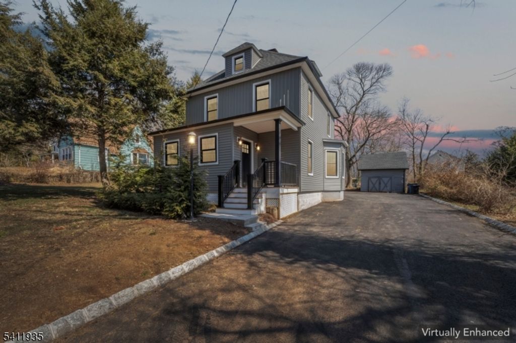 64 Hillcrest Rd, Watchung Boro, NJ 07069