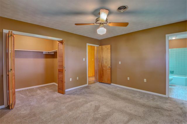 3407 S 65 Highway, Pine Bluff, AR 71601