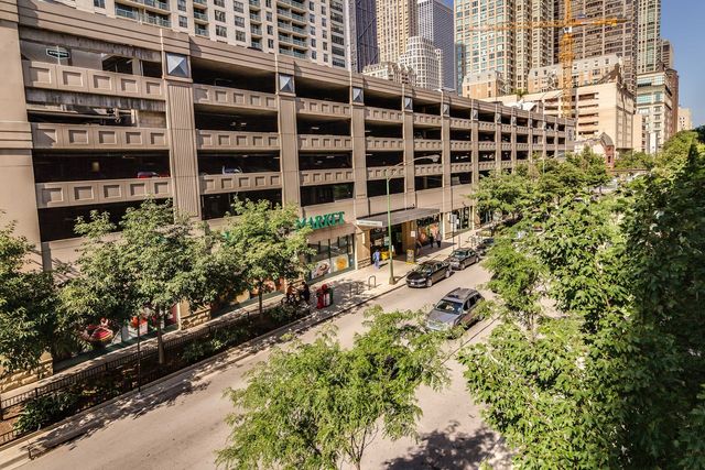 33 W Huron Street 305, Chicago, IL 60654