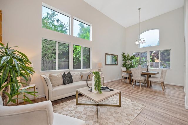 9177 Rizes Way, Elk Grove, CA 95758