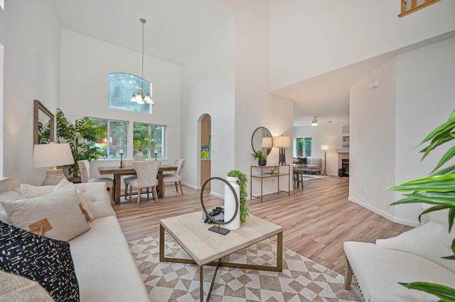 9177 Rizes Way, Elk Grove, CA 95758