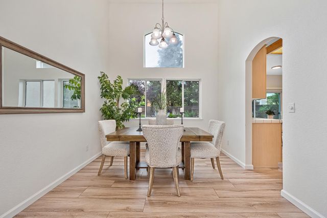 9177 Rizes Way, Elk Grove, CA 95758