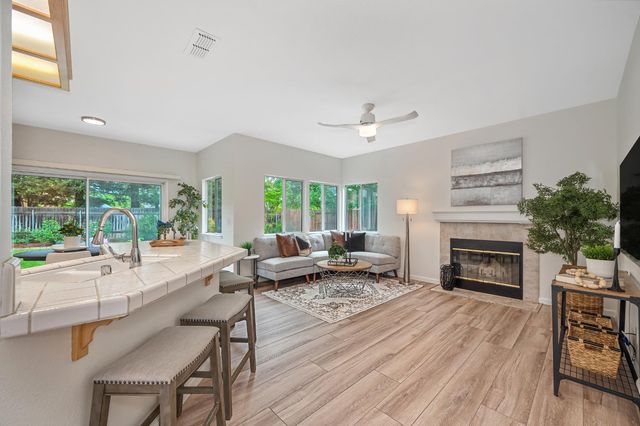 9177 Rizes Way, Elk Grove, CA 95758