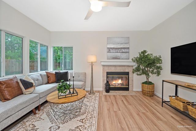 9177 Rizes Way, Elk Grove, CA 95758