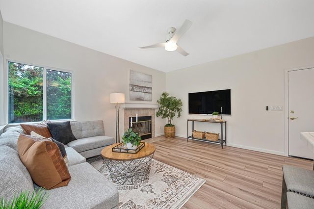 9177 Rizes Way, Elk Grove, CA 95758