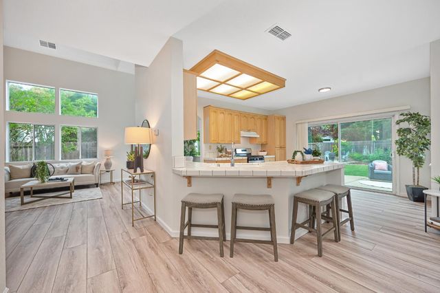 9177 Rizes Way, Elk Grove, CA 95758