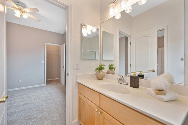 9177 Rizes Way, Elk Grove, CA 95758