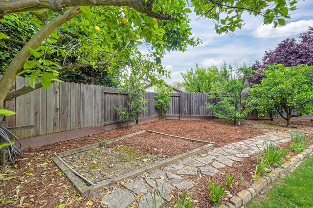 9177 Rizes Way, Elk Grove, CA 95758