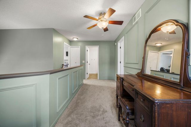 6742 Pine Crest Trail S, Cottage Grove, MN 55016