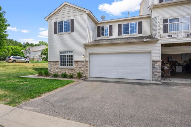 6742 Pine Crest Trail S, Cottage Grove, MN 55016