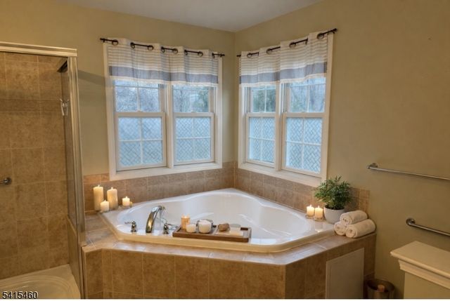 40 Helms Mill Road, Hackettstown Town, NJ 07840