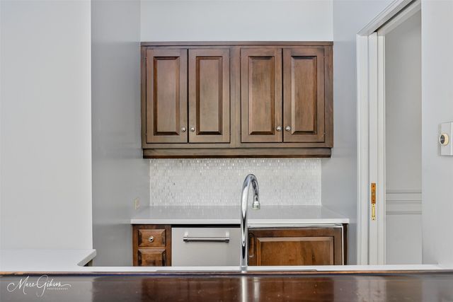 10405 Ellerbe Road, Shreveport, LA 71106