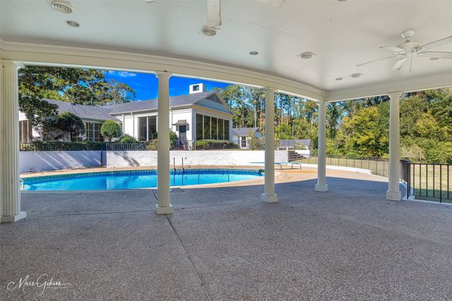 10405 Ellerbe Road, Shreveport, LA 71106