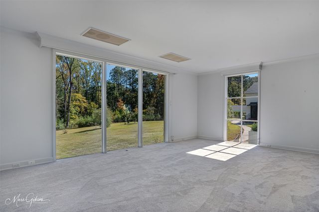 10405 Ellerbe Road, Shreveport, LA 71106