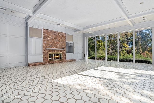 10405 Ellerbe Road, Shreveport, LA 71106