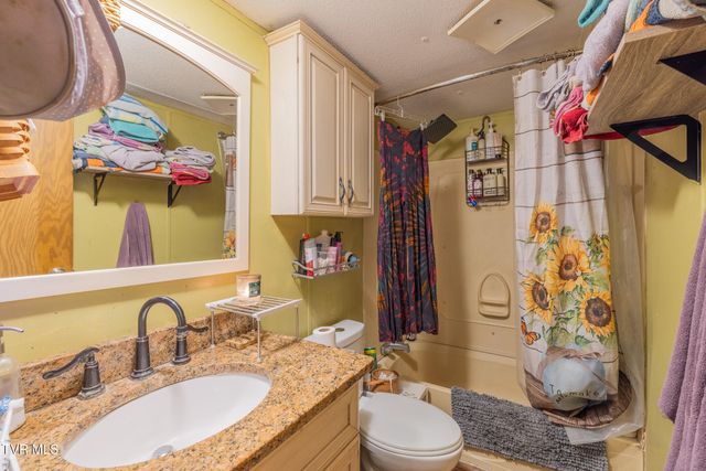 1431 Highway 70 N, Rogersville, TN 37857