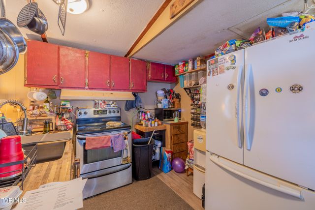 1431 Highway 70 N, Rogersville, TN 37857