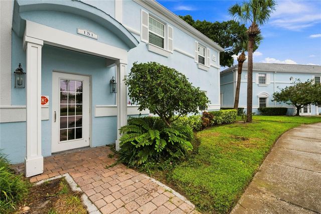 151 SEAHORSE DRIVE SE B, St Petersburg, FL 33705