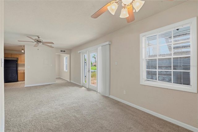 151 SEAHORSE DRIVE SE B, St Petersburg, FL 33705