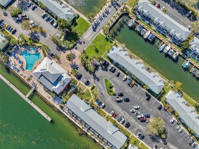 151 SEAHORSE DRIVE SE B, St Petersburg, FL 33705