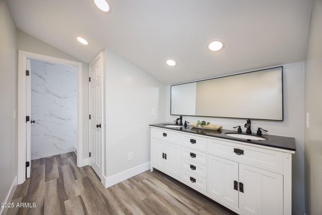 1302 W COYOTE Trail, Benson, AZ 85602