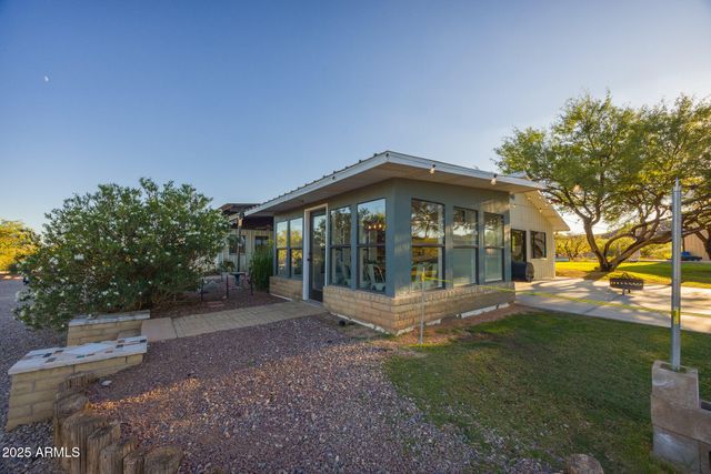 1302 W COYOTE Trail, Benson, AZ 85602