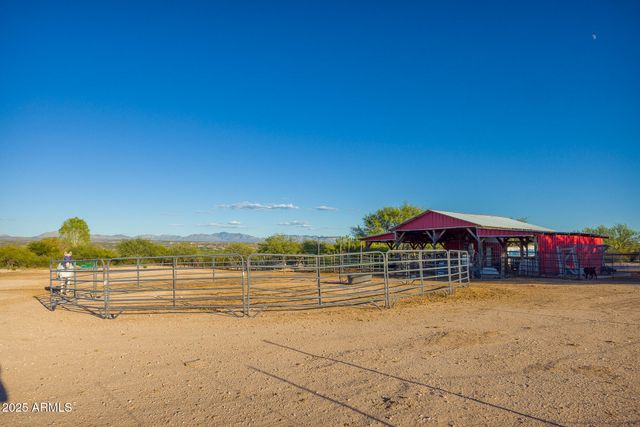 1302 W COYOTE Trail, Benson, AZ 85602