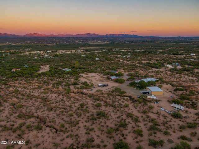 1302 W COYOTE Trail, Benson, AZ 85602