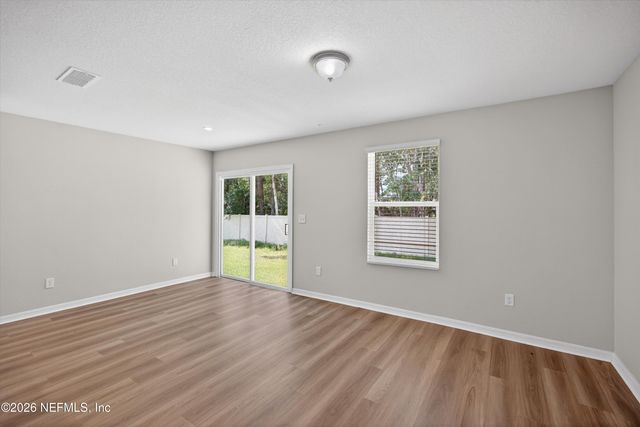 7650 MAILES Court 101, Jacksonville, FL 32210