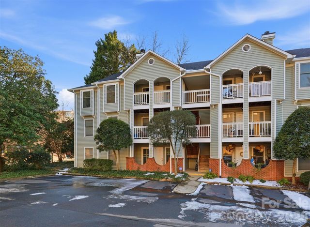 430 Queens Road 111, Charlotte, NC 28207
