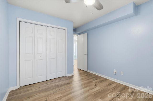 430 Queens Road 111, Charlotte, NC 28207