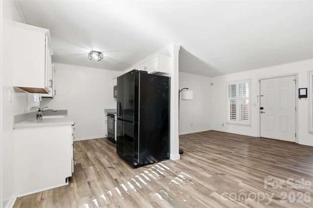 430 Queens Road 111, Charlotte, NC 28207