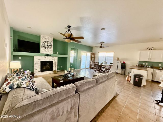 10826 W PIUTE Avenue, Peoria, AZ 85373