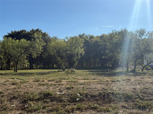 5004 Round Rock Drive, Aledo, TX 76008