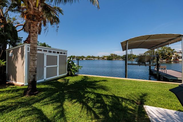 263 87TH AVENUE N, St Petersburg, FL 33702