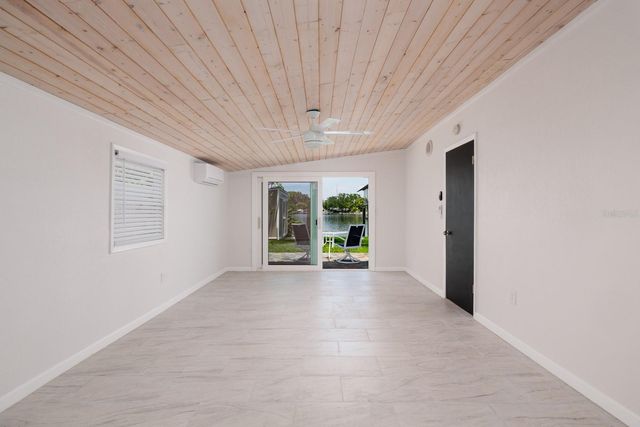 263 87TH AVENUE N, St Petersburg, FL 33702