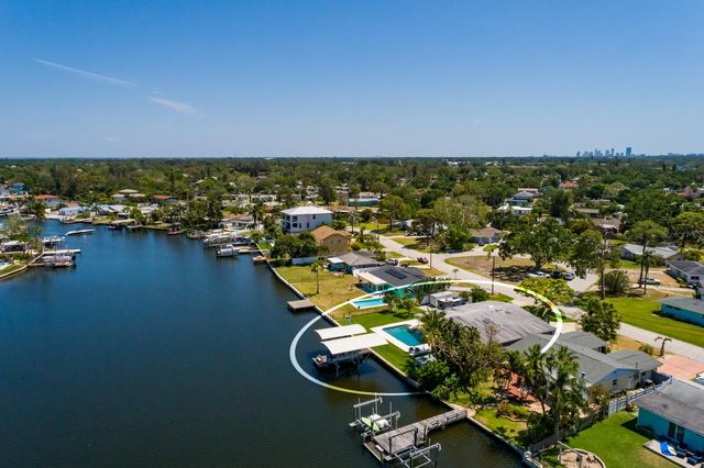 263 87TH AVENUE N, St Petersburg, FL 33702