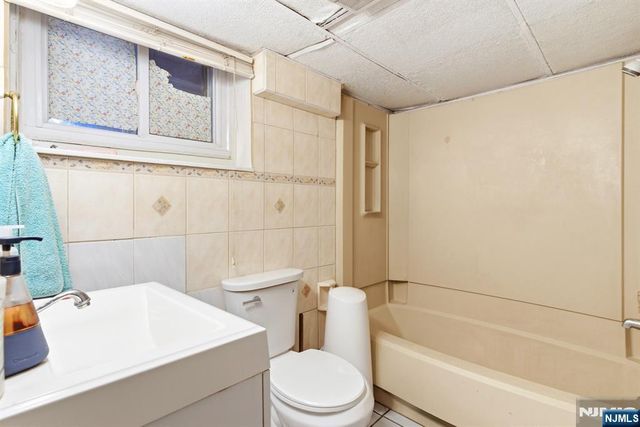 244-250 Arlington Avenue, Paterson, NJ 07502