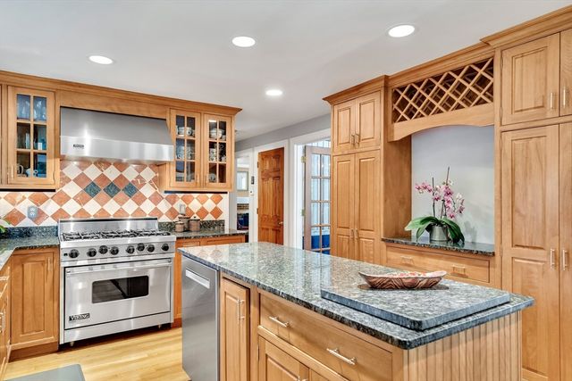 590 Lowell Street, Lexington, MA 02420