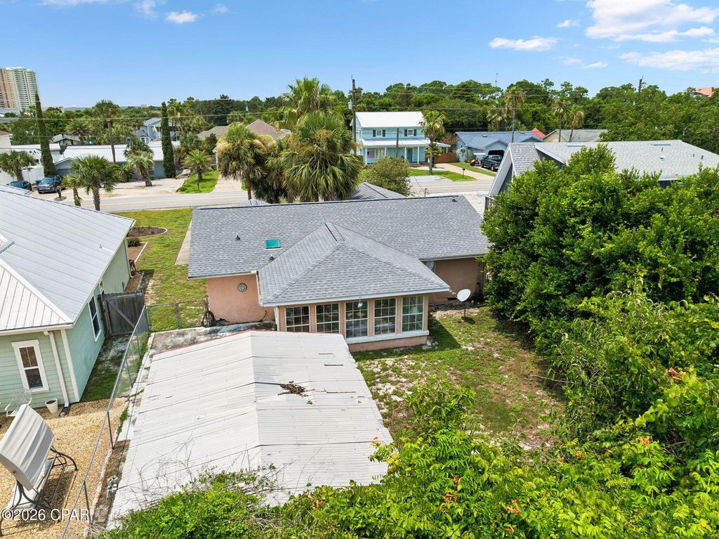 Image 16 of property listing at 121 Cobb Road, Panama City Beach, FL 32413