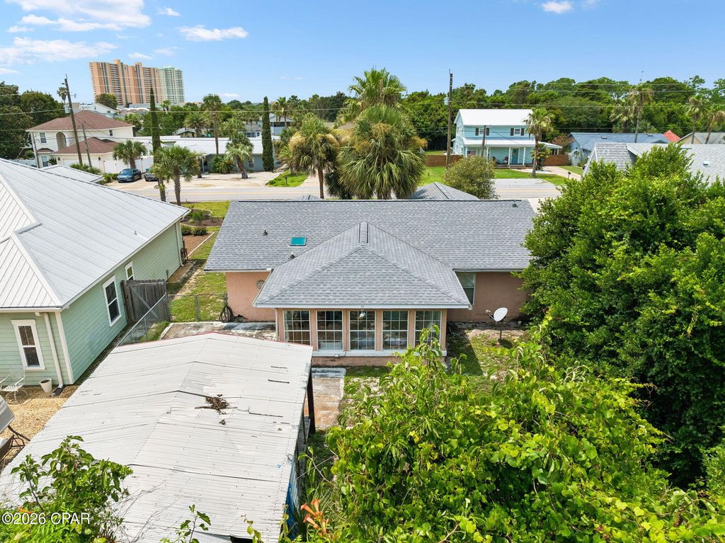 Image 17 of property listing at 121 Cobb Road, Panama City Beach, FL 32413