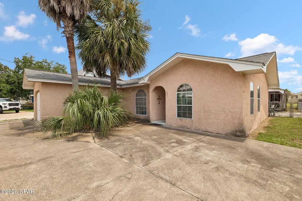 Image 19 of property listing at 121 Cobb Road, Panama City Beach, FL 32413